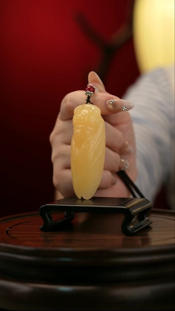 玉【金蝉，一鸣惊人】天然玉石摆件手把件