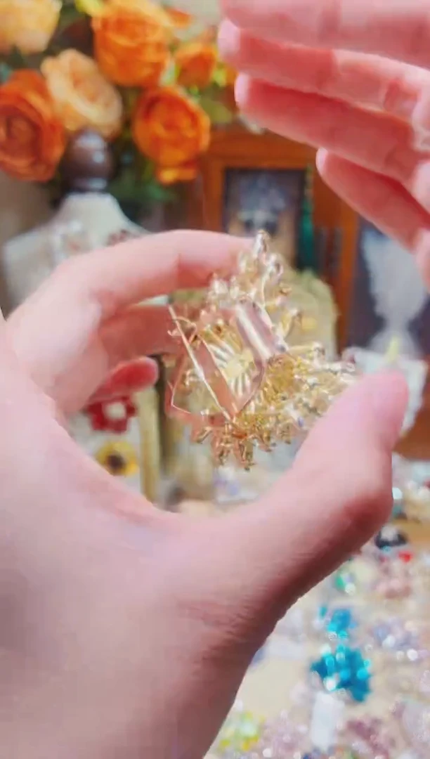 合成立方氧化锆铜合金蝴蝶