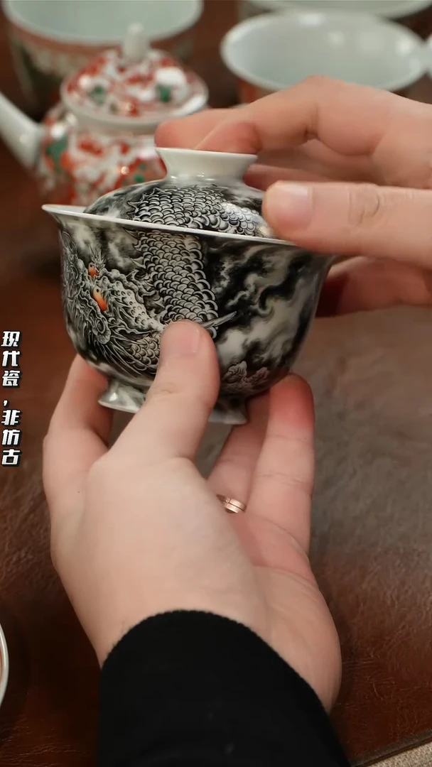 瓷片千年瓷都景德镇 艺术关注谢佳豪