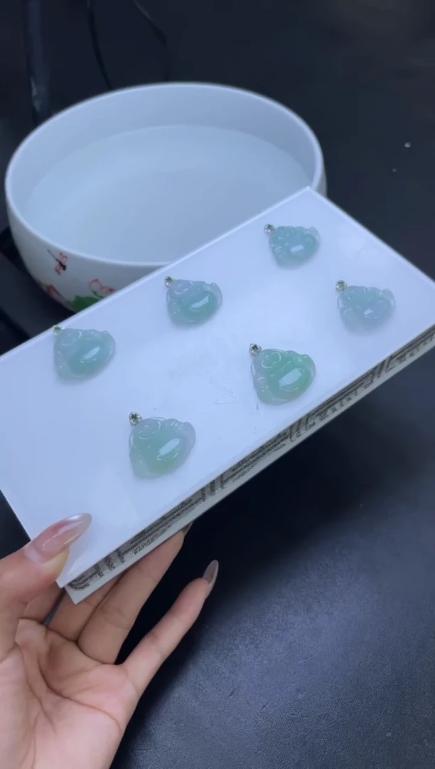 【闪购商品】翡翠吊坠(不含链)18K金镶嵌W264-YFYJ066多样性发一