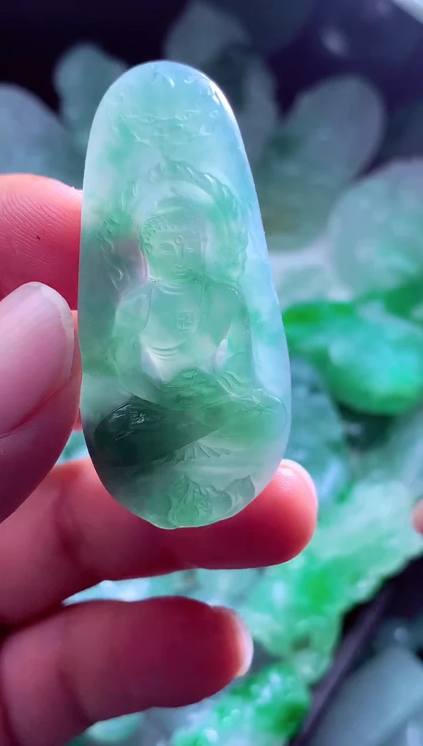 定制翡翠未镶嵌张****)翡翠毛货定制