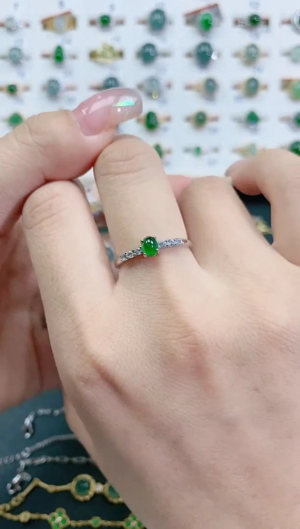 翡翠戒指银S925镶嵌天然翡翠