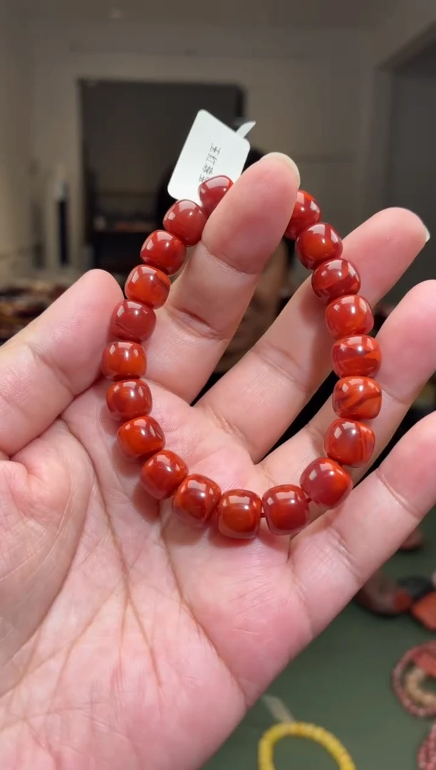 手串未镶嵌南红玛瑙单圈手串一条约10mm多样性发货