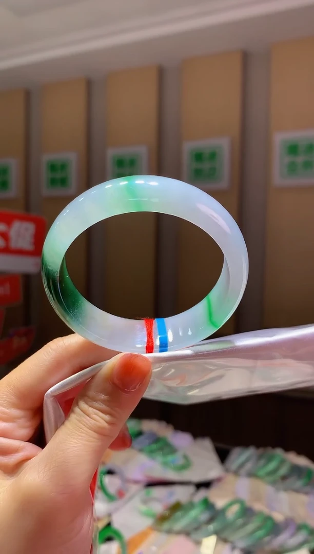 未镶嵌手镯翡翠-K65 圈口53.5 全款14万 定金2万