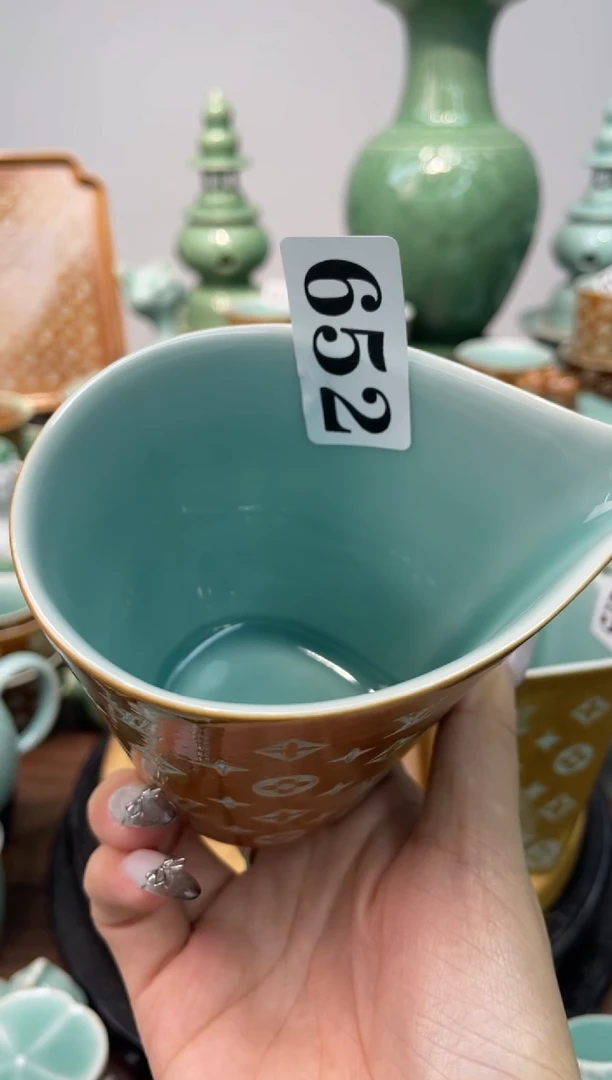 特价福利 微瑕 慧仙青瓷 釉水不匀