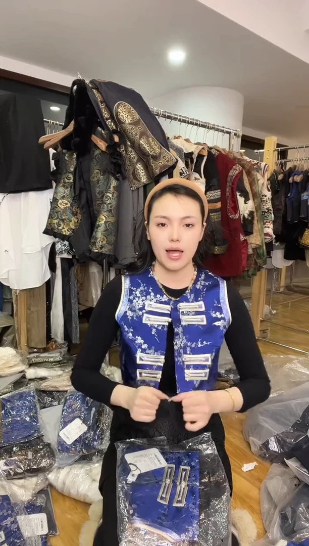 L码        110-120斤  马甲