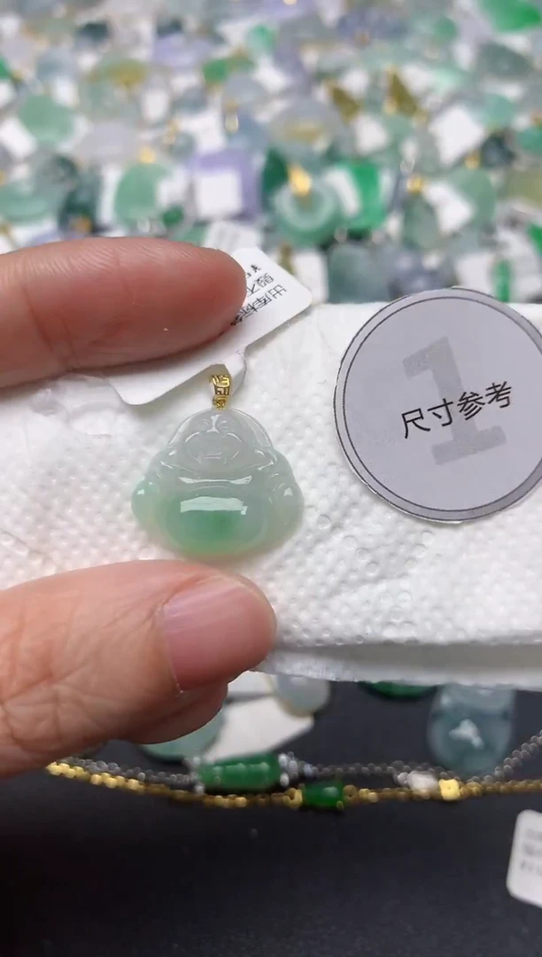 颈饰18K金镶嵌翡翠天然缅甸A货翡翠
