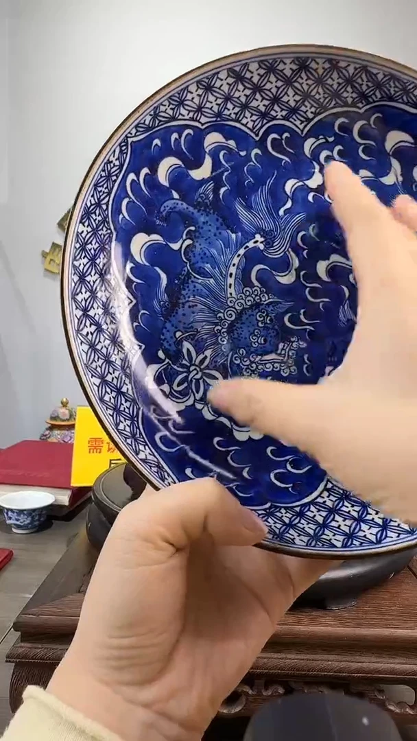 景德镇精美狮子赏盘