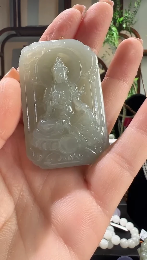 颈饰未镶嵌和田玉新疆和田玉新疆且末料青白玉观音