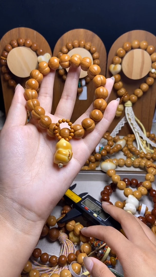 手串猴头核桃ღ**ღ全品龙炎橄榄壳吊坠手串