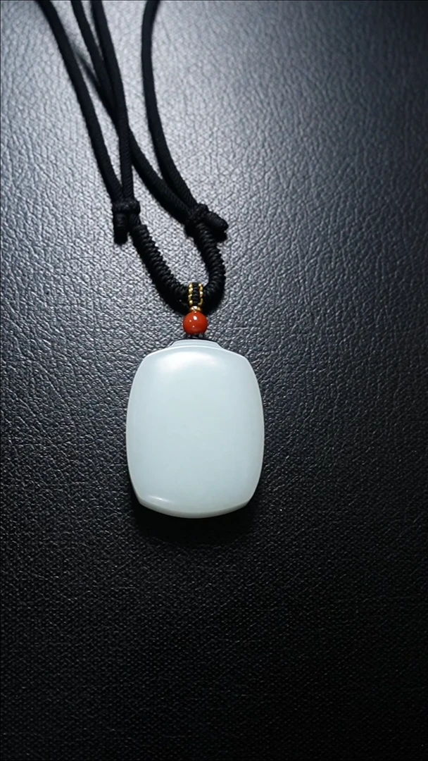 【闪购商品】和田玉颈饰未镶嵌无事牌