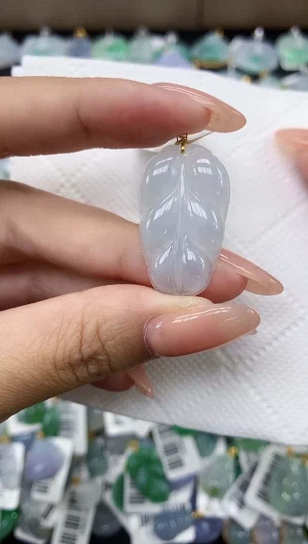 颈饰未镶嵌翡翠11111111111