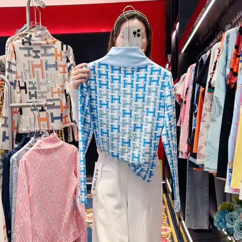 【25Q-813】七 2025 SELINE 新款蓝白字母满印印花高领加绒长袖T恤