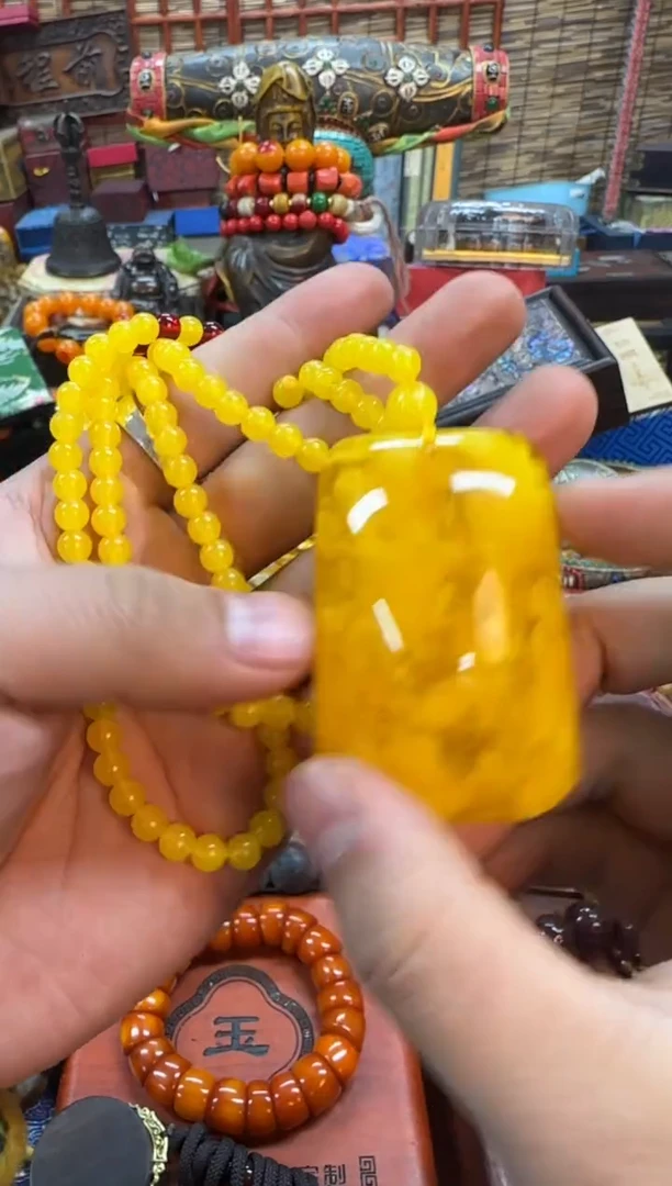 【闪购商品】蜜蜡裸石未镶嵌推荐好物如图所示