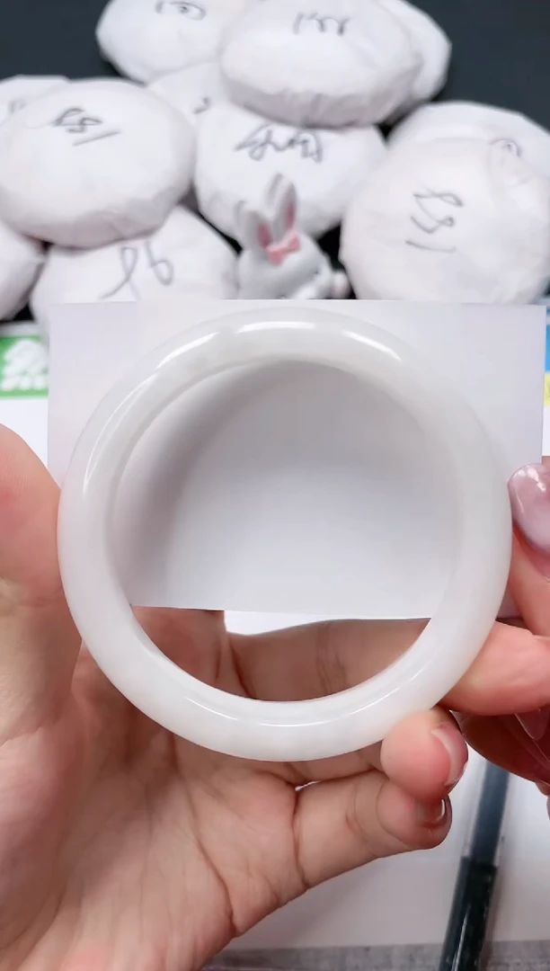 和田玉手镯未镶嵌147-58