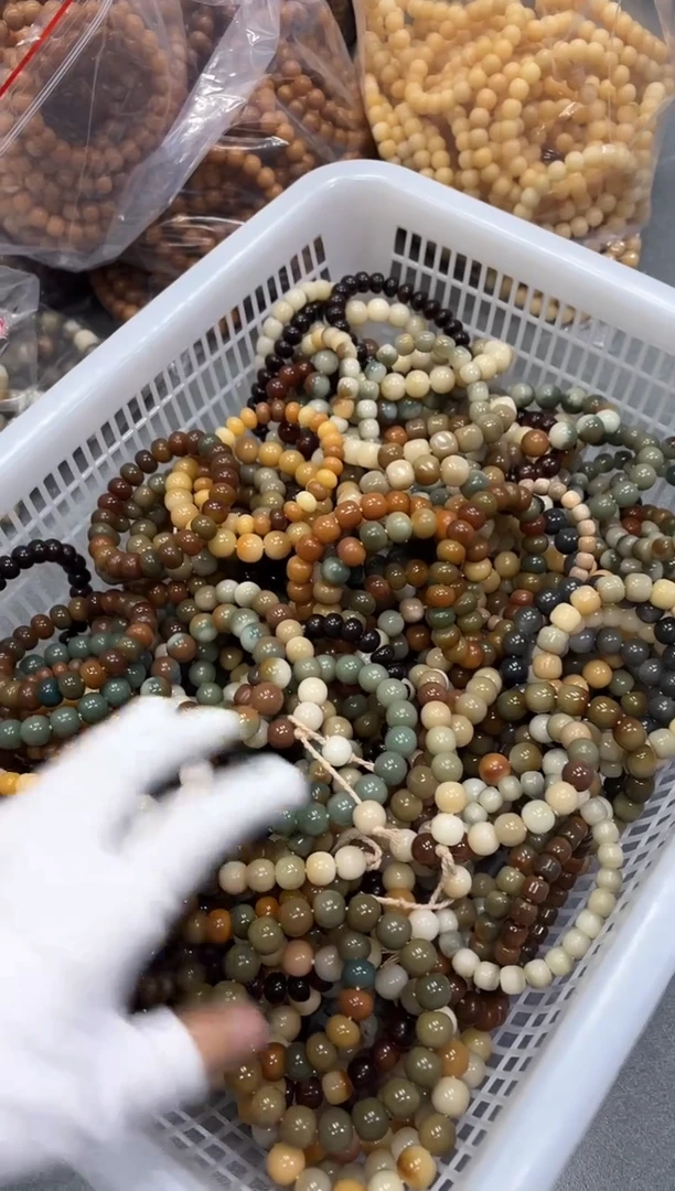 菩提根/象牙果手串瑕疵退货2条不挑（901）