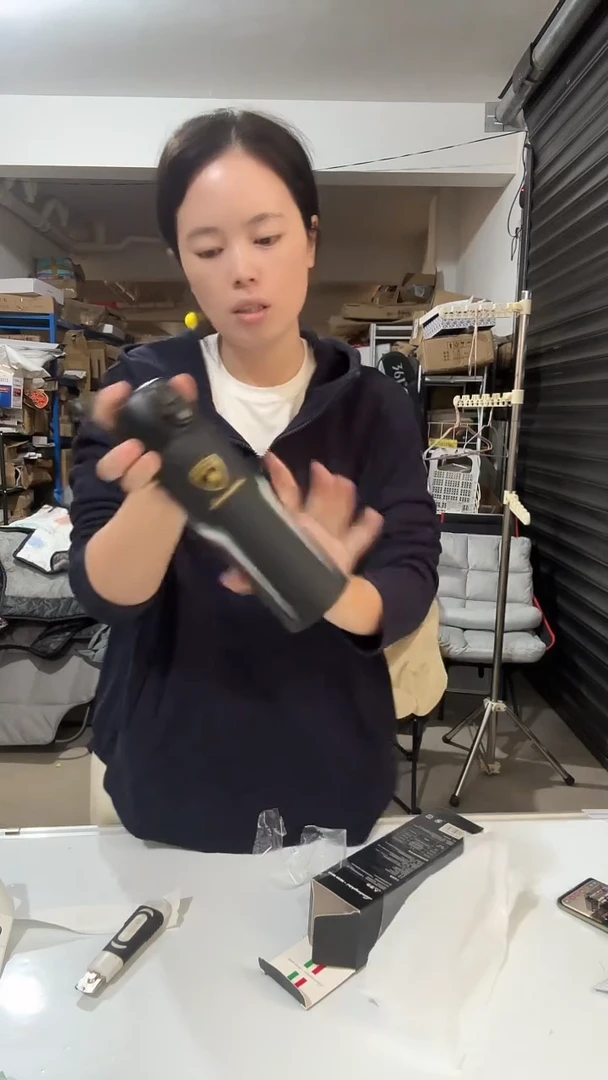 日用百货，车标水杯47