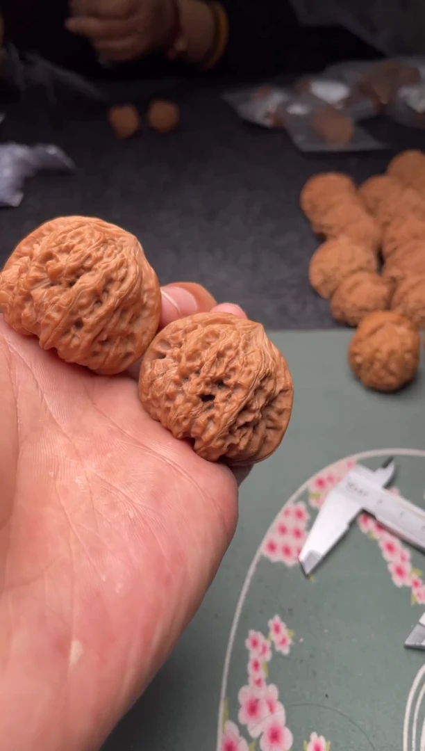 把件文玩核桃a22  凹底 41尺