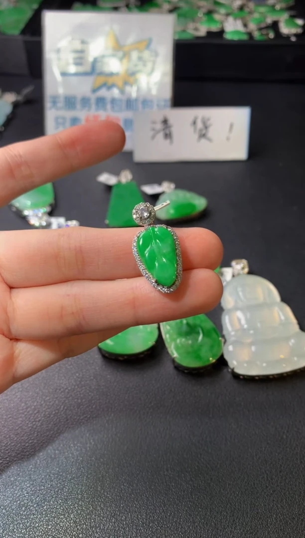 颈饰银S925镶嵌翡翠翡翠1