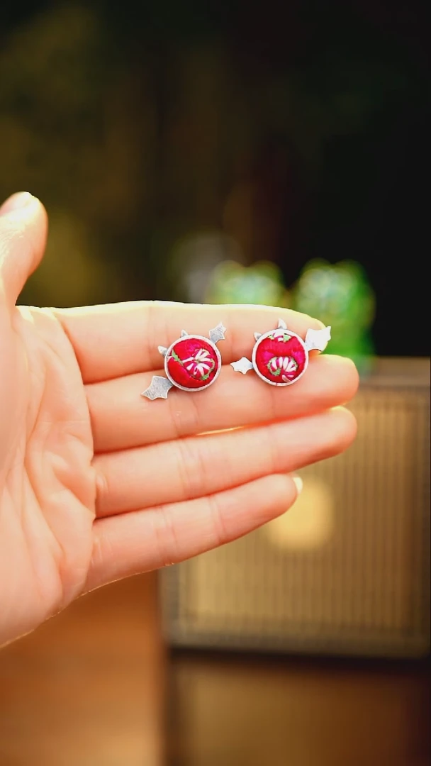 刺绣私人定制苗族手工A258