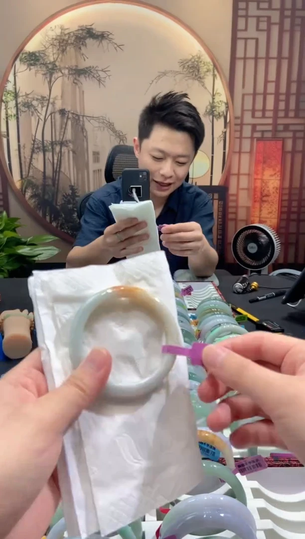未镶嵌手镯翡翠000078164