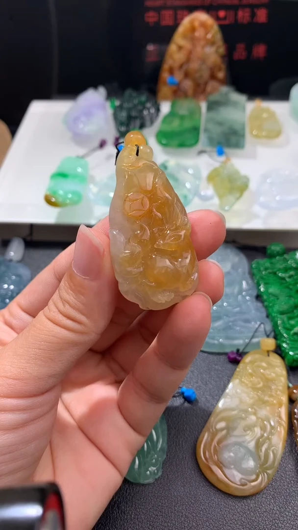 未镶嵌定制翡翠ᥫ****ᰔ