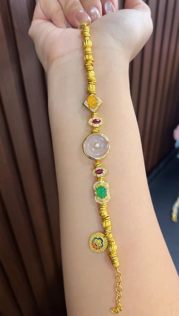 18K金镶嵌手链翡翠玻璃种白冰平安扣设计款盘缠手链