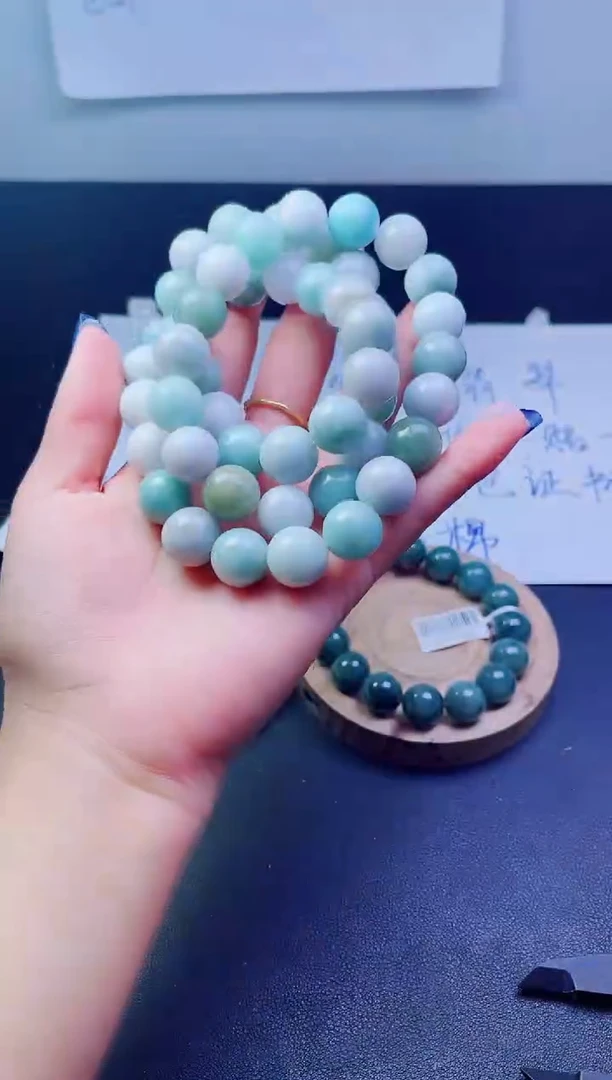 未镶嵌定制翡翠珠串