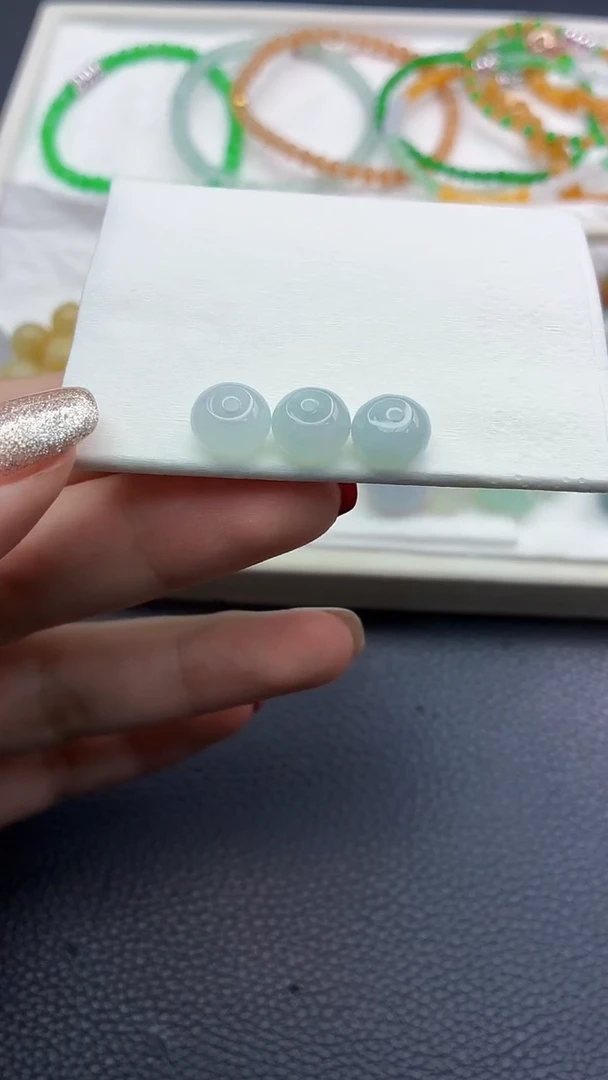 未镶嵌定制翡翠问*何9523