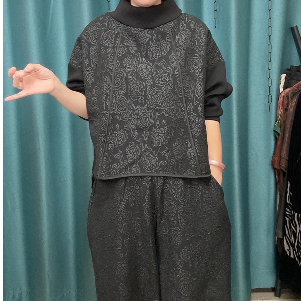 2025秋季新版高奢复古玫瑰花提花宽松时尚洋气妈妈套装