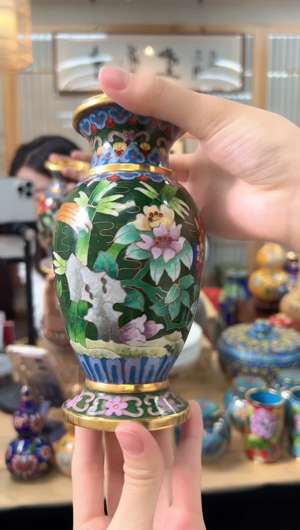 【闪购商品】景泰蓝京花瓶绿色JHP0003