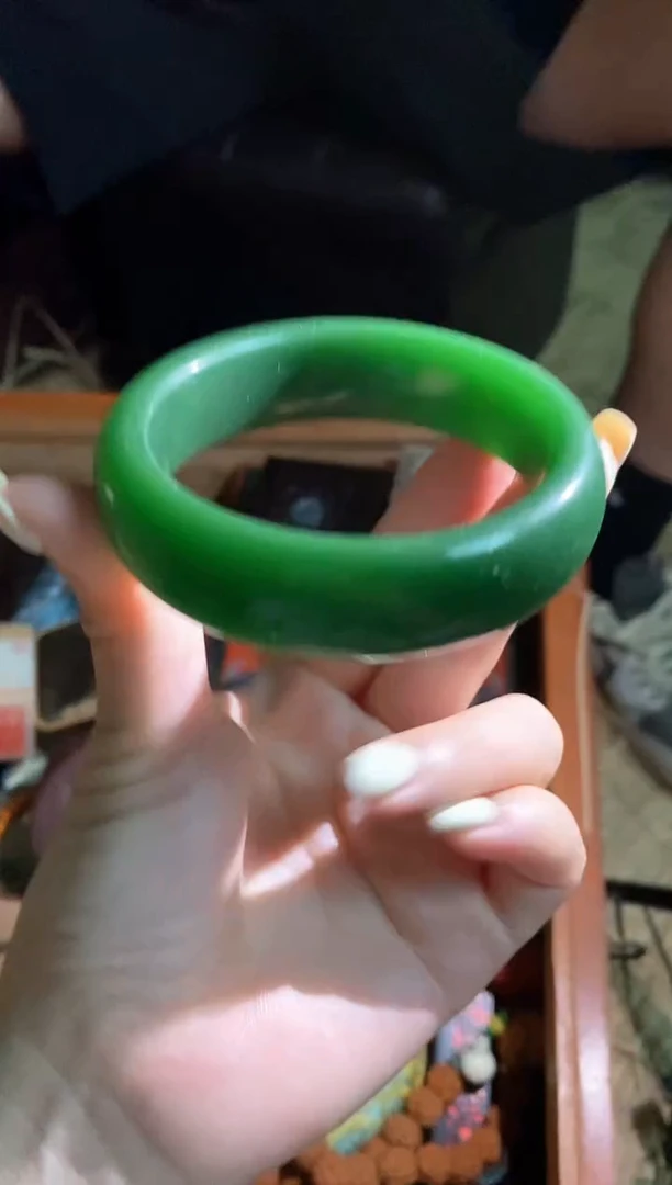 未镶嵌手镯和田玉（碧玉）永玉阁精品专属摆件