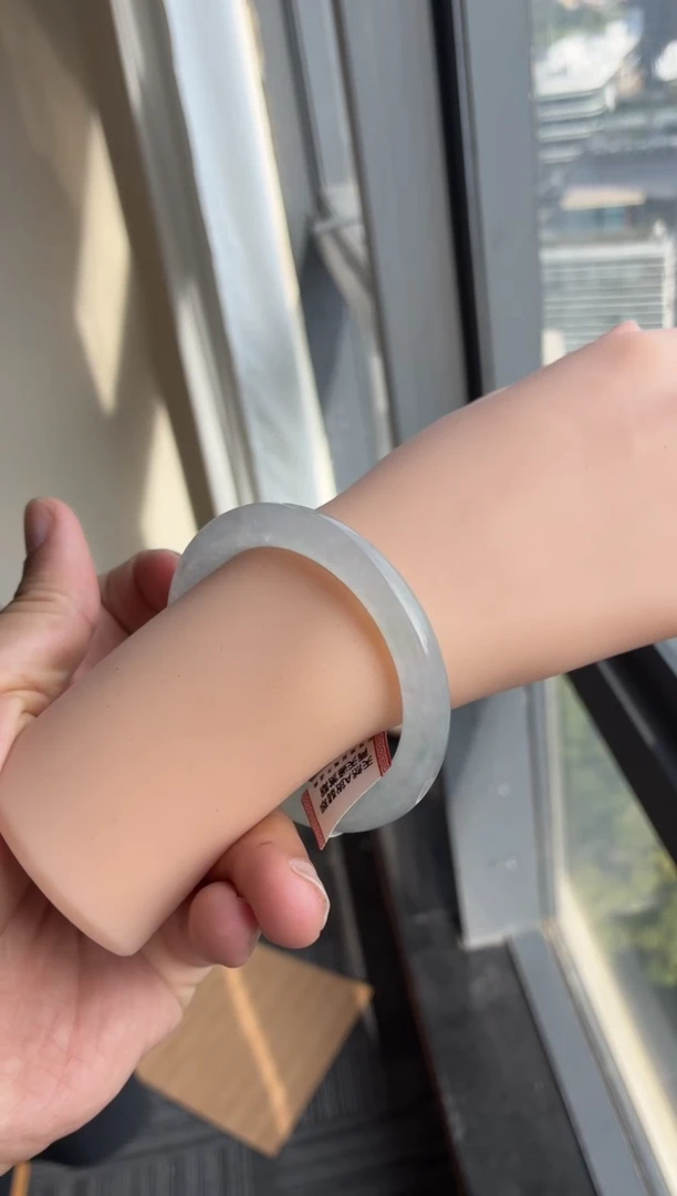 未镶嵌手镯翡翠94号54*9*8.8圆条