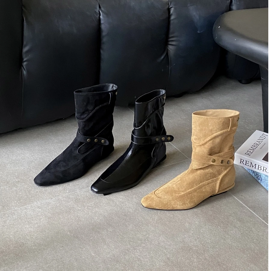 WW-612-5复古马丁靴女款2025新款英伦风铆钉西部牛仔靴宽筒靴