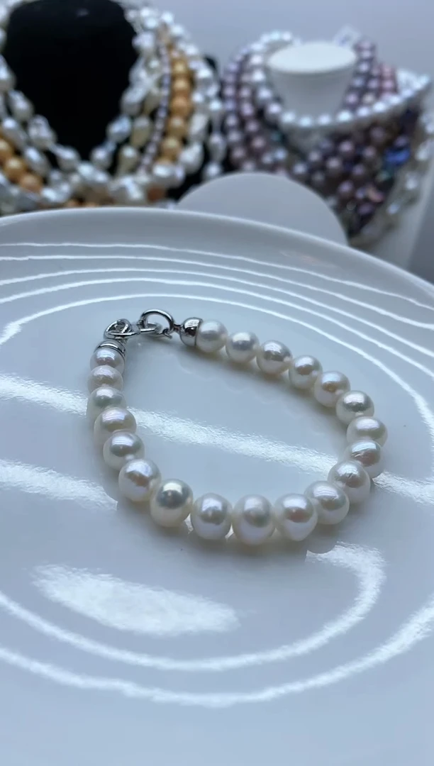 【闪购商品】淡水珍珠颈饰钛钢31