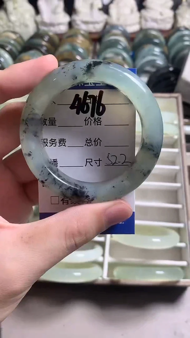 未镶嵌蛇纹石玉手镯4676
