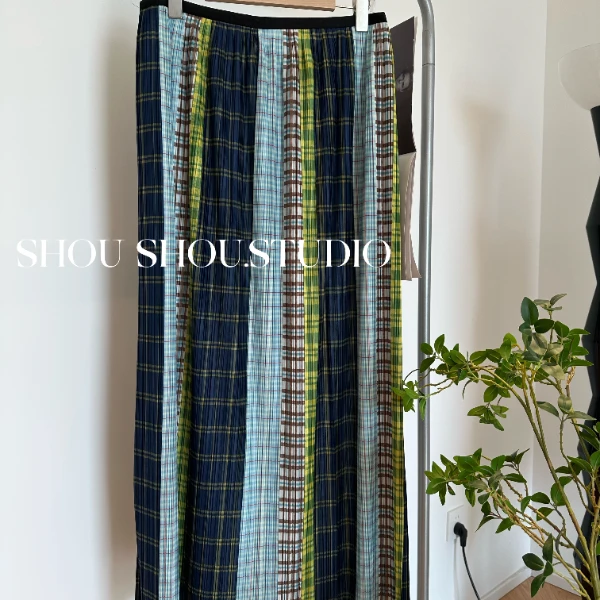 【瘦瘦】夏天的来信-大码夏季褶皱撞色彩色格纹半身裙S01644