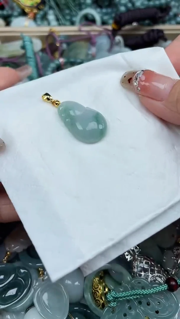 【闪购商品】翡翠颈饰未镶嵌闪购000多样性发其一