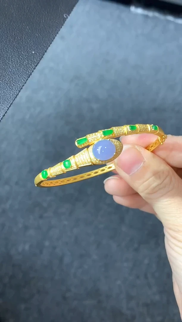 18K金镶嵌手镯翡翠692-中国好珍宝
