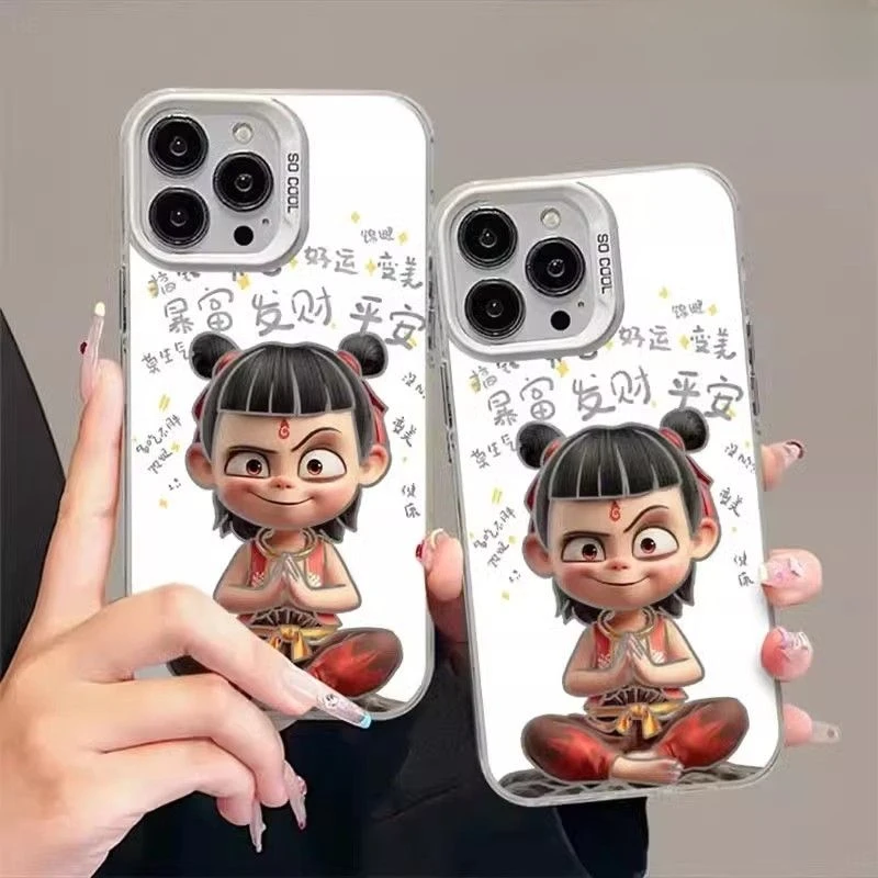 【店铺热销】iPhone15promax蹲坐哪吒手机壳16plus可爱14/12彩银ip1