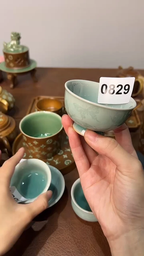 龙泉窑粉青蝴蝶高足杯0829