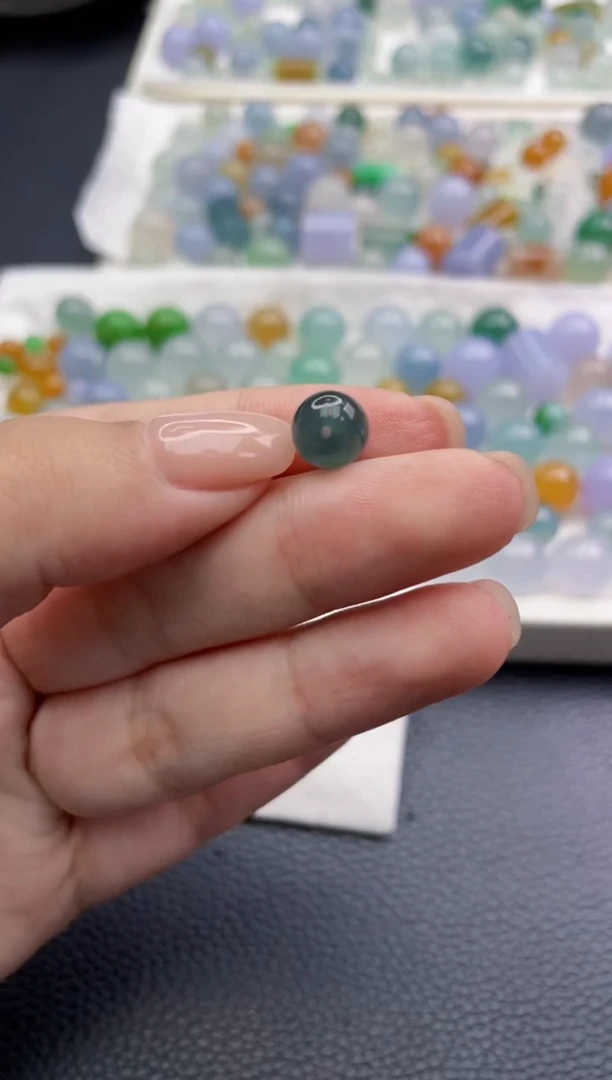 未镶嵌定制翡翠去****?珠子