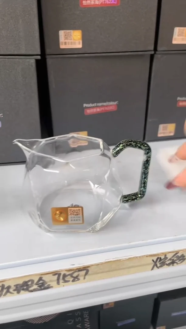 【闪购商品】璀璨黑金公道杯 。。。