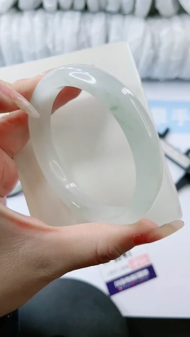 【闪购商品】石英质玉手镯未镶嵌多样性发货L191-62