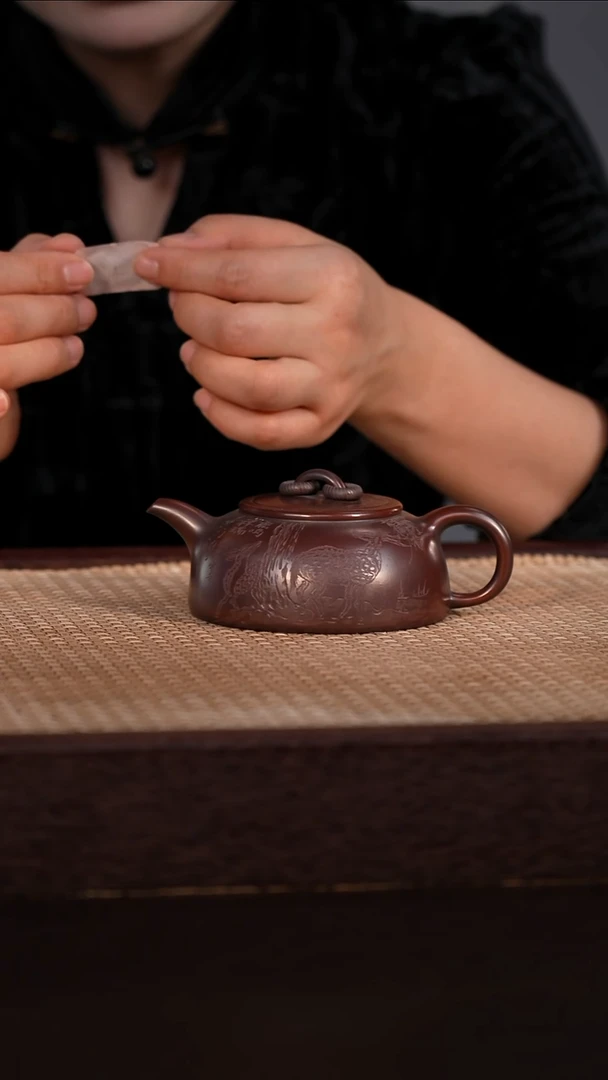 茶壶紫砂龙山紫檀泥 160cc