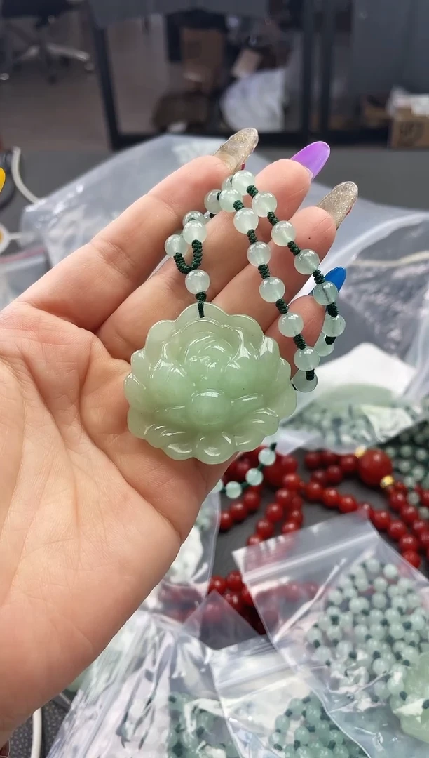 未镶嵌自由自在石英质玉自**在自由自在