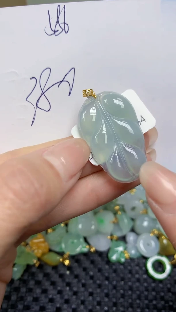 【闪购商品】翡翠颈饰18K金镶嵌天然缅甸A货翡翠