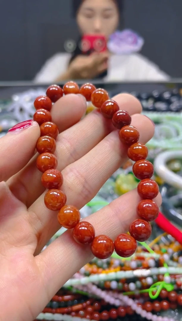颈饰未镶嵌翡翠8MM/T/翡翠A货，一件也是批发价