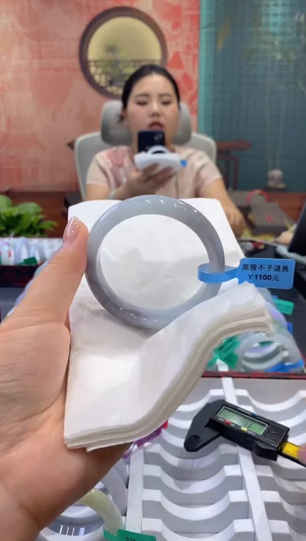 未镶嵌手镯翡翠多人00020065
