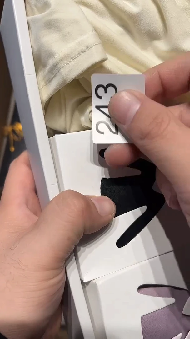 摆件五回回回243